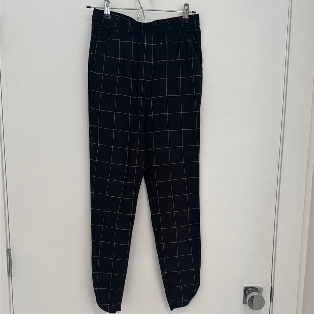 Marine Layer Black Capris Tailored Fit